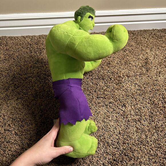 Incredible Hulk Marvel Plush 16 Inch Jointed Arms fully rotate Disney store - Picture 10 of 13